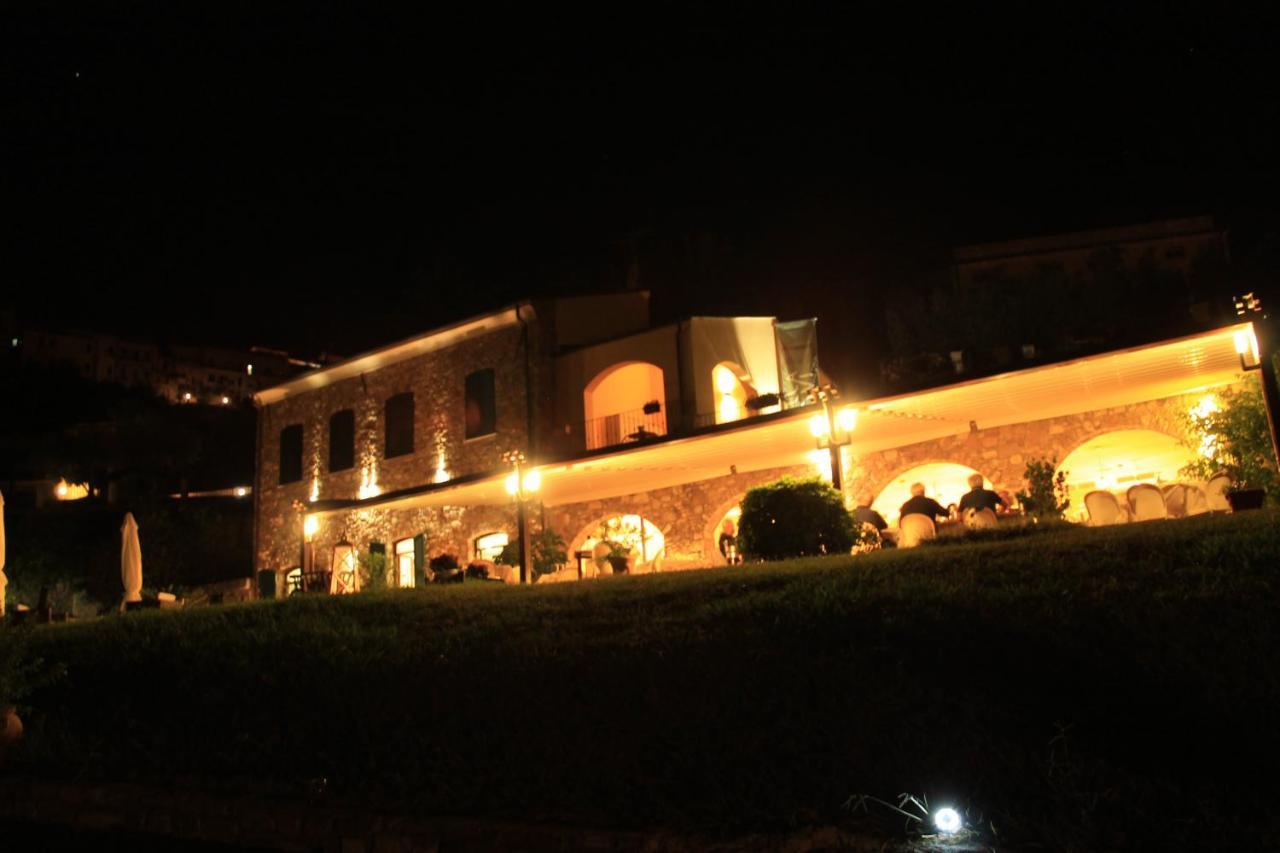 Villa Govi Diano Castello Bagian luar foto